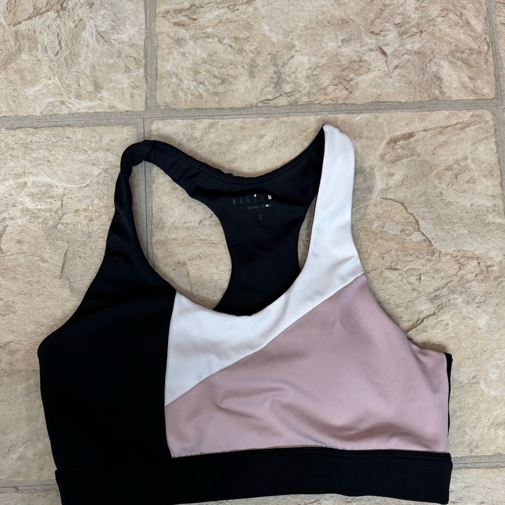Colorblock Racerback Sports Bra - Black, White & Dusty Pink